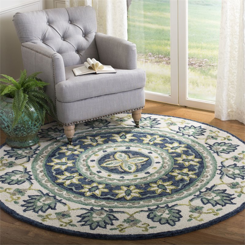 Safavieh Novelty 6' Round Hand Tufted Wool Rug in Ivory and Blue
