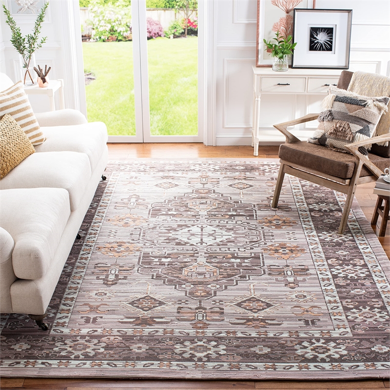 Safavieh Saffron 8' x 10' Hand Loomed Rug in Taupe and Ivory