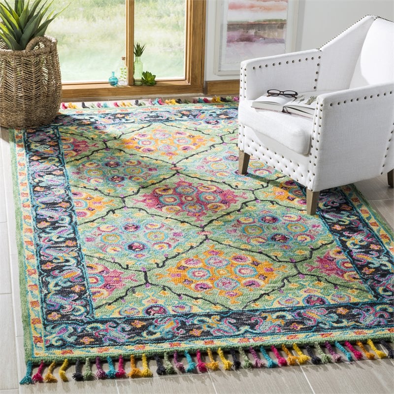 Safavieh Aspen 2' x 3' Hand Tufted Wool Rug in Light Green and Black