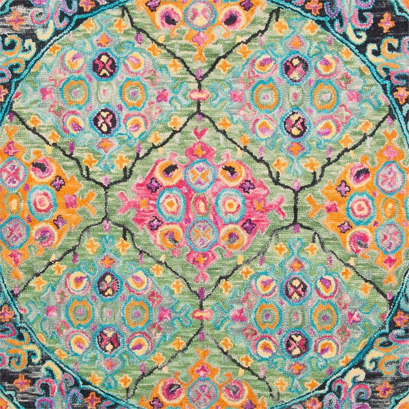 Safavieh Aspen 7' Round Hand Tufted Wool Rug in Light Green and Black