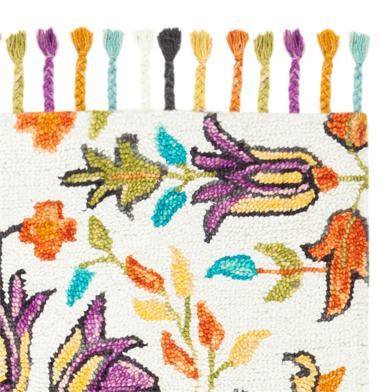 Safavieh Aspen 2' x 3' Hand Tufted Wool Rug in Ivory and Purple