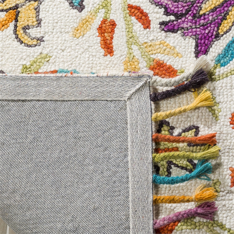 Safavieh Aspen 2' x 3' Hand Tufted Wool Rug in Ivory and Purple