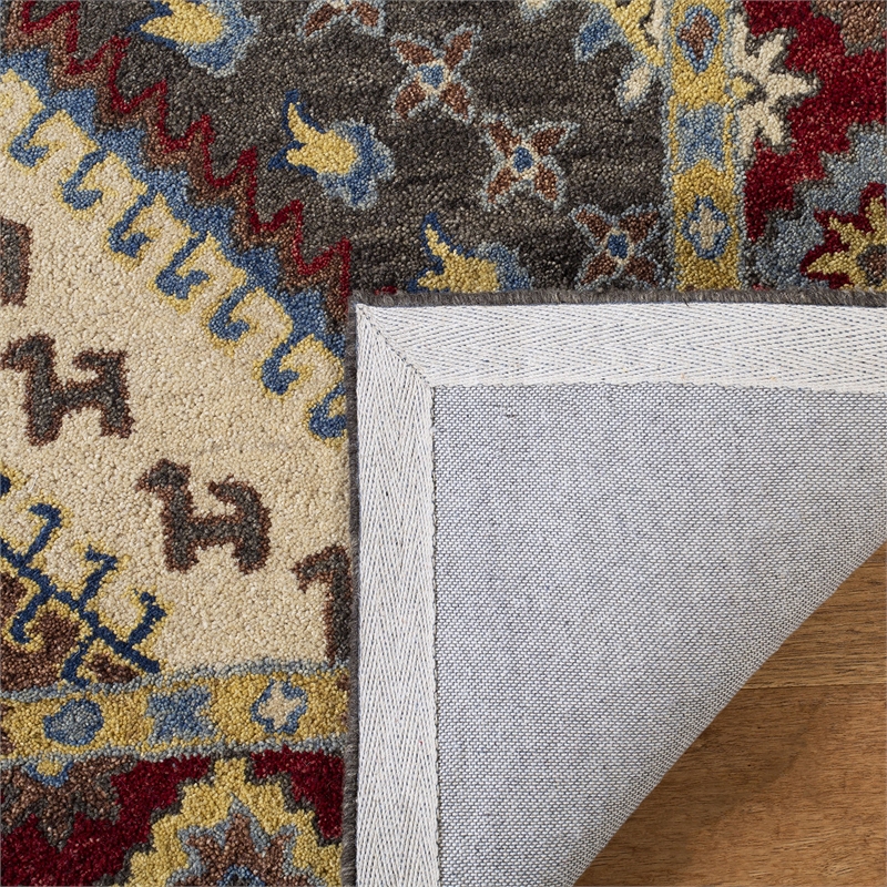 Safavieh Antiquity 2' x 3' Hand Tufted Wool Rug in Red and Ivory