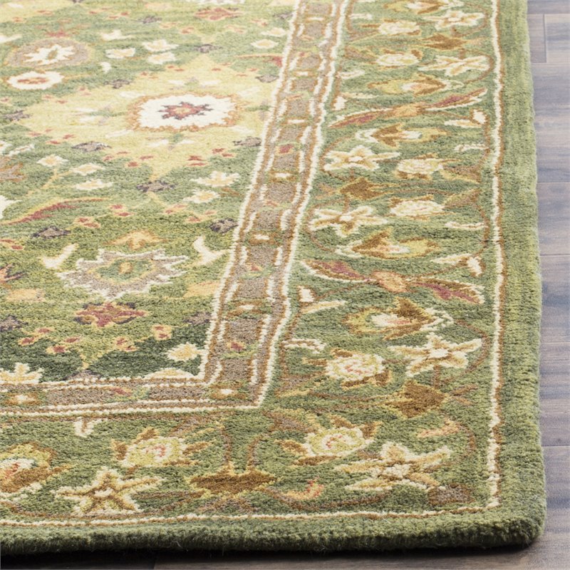 Safavieh Antiquity 4' x 6' Hand Tufted Wool Rug in Olive