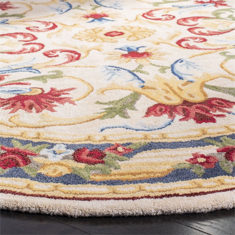 Safavieh Blossom 6' Round Hand Tufted Wool Rug in Ivory and Green