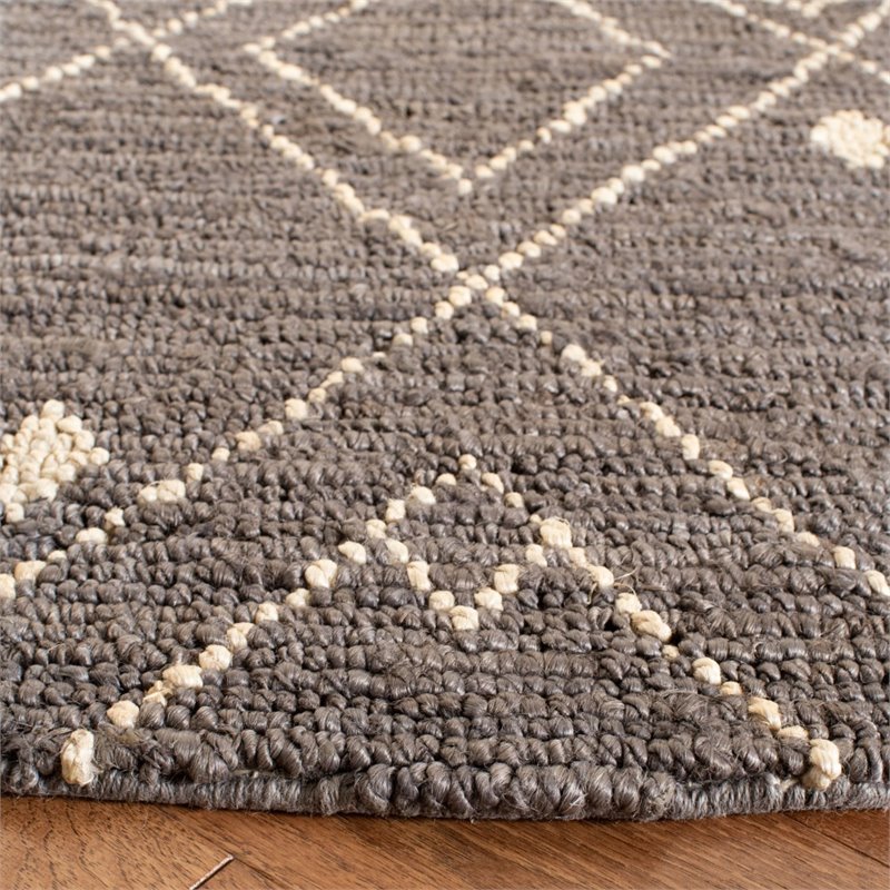 Safavieh Bohemian 6' Round Hand Loomed Jute Rug in Gray and White