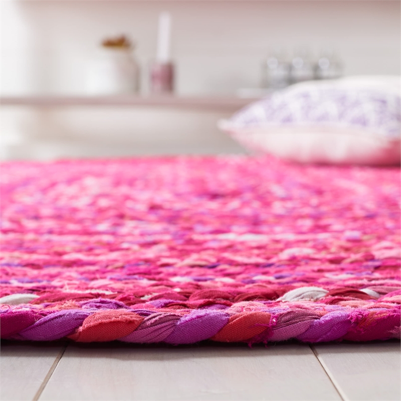 Safavieh Braided 5' Round Hand Woven Rug in Pink and Fuchsia