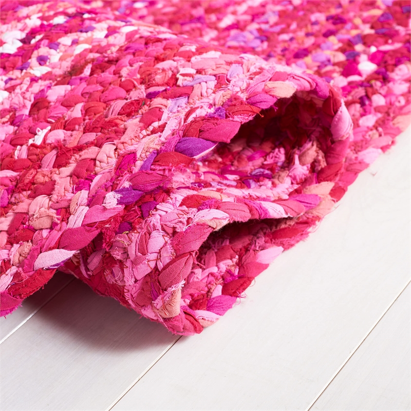 Safavieh Braided 5' Round Hand Woven Rug in Pink and Fuchsia