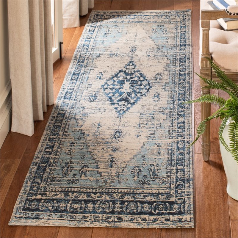 Safavieh Classic Vintage 2'3