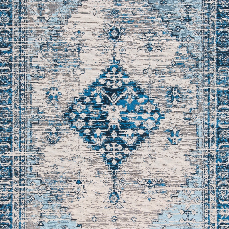 Safavieh Classic Vintage 4' x 6' Rug in Blue and Gray