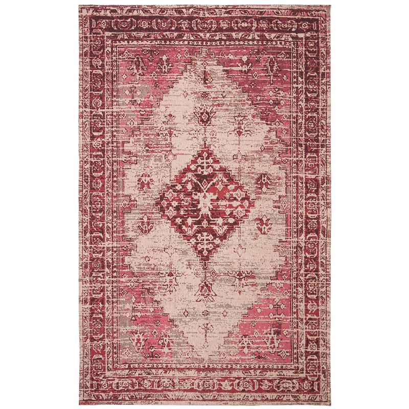 Safavieh Classic Vintage 4' x 6' Rug in Fuchsia