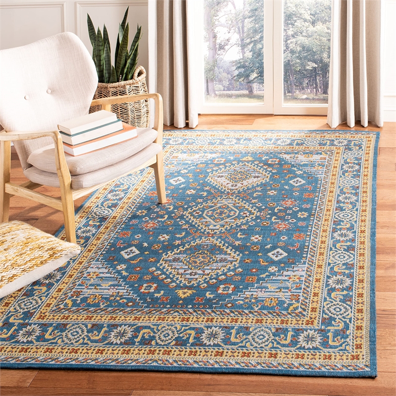 Safavieh Classic Vintage 4' x 6' Rug in Blue and Gold