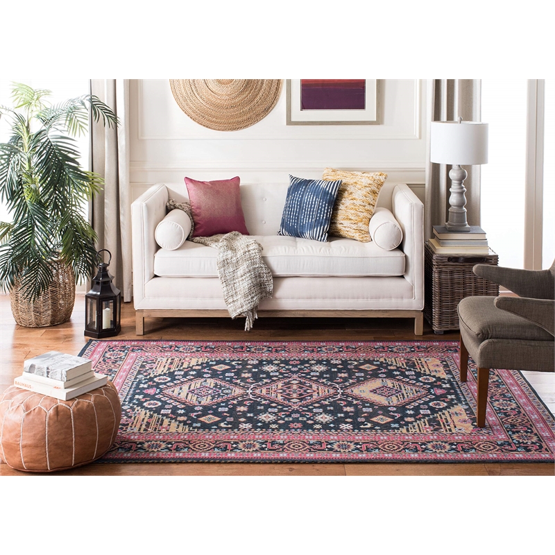 Safavieh Classic Vintage 6' x 9' Rug in Navy and Pink