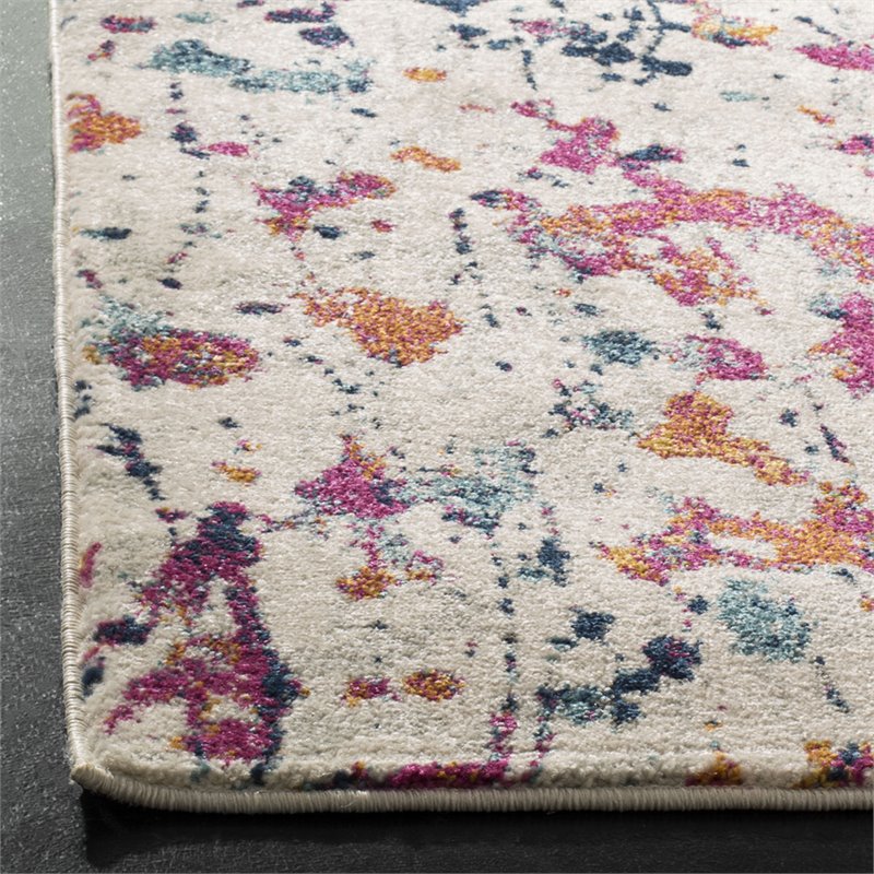Safavieh Evoke 4' x 6' Rug in Ivory and Red