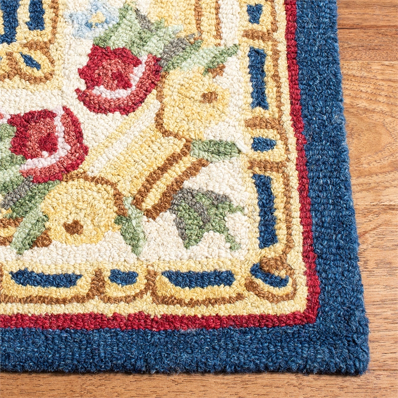 Safavieh Heritage 2'3