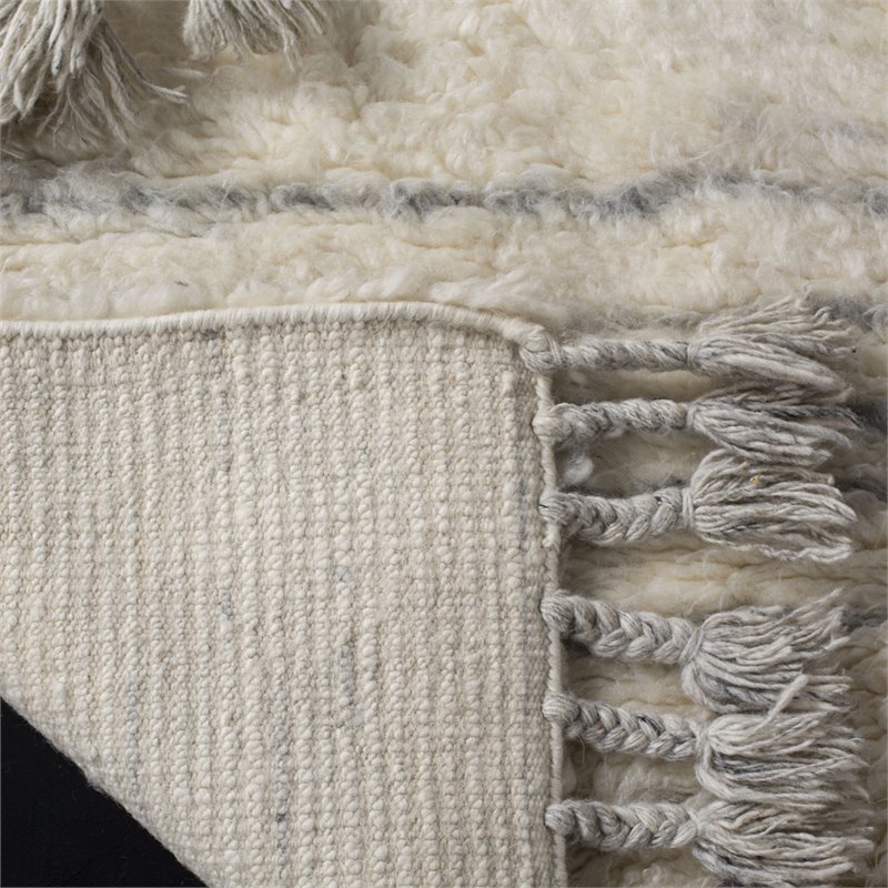 Safavieh Kenya 9' x 12' Hand Knotted Shag Wool Rug in Ivory and Gray