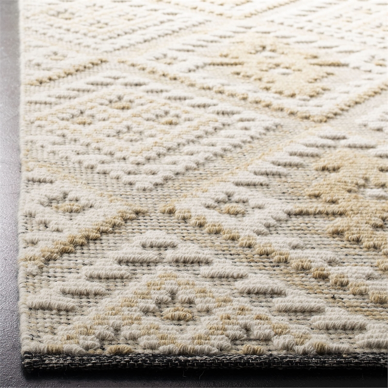 Safavieh Kenya 6' x 9' Hand Knotted Shag Wool Rug in Ivory and Gold