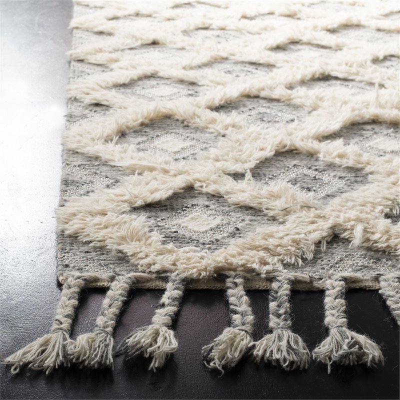 Safavieh Kenya 9' x 12' Hand Knotted Shag Wool Rug in Gray and Ivory