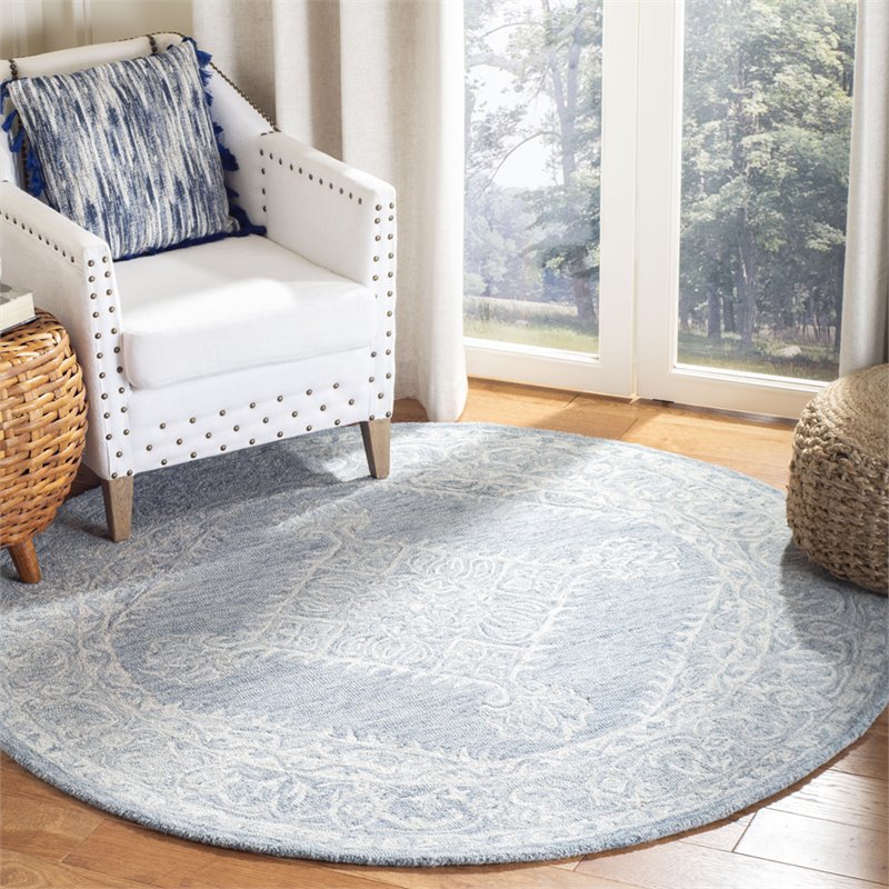 Safavieh Micro-Loop 5' Round Hand Tufted Wool Rug in Gray