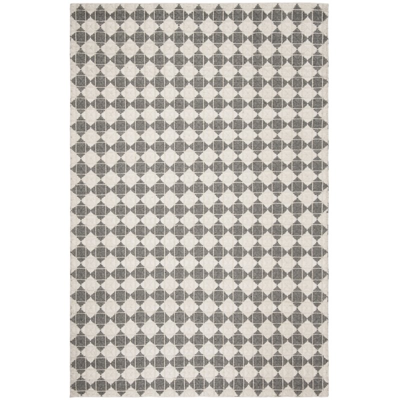 Safavieh Natura 5' x 8' Hand Woven Rug in Gray and Ivory