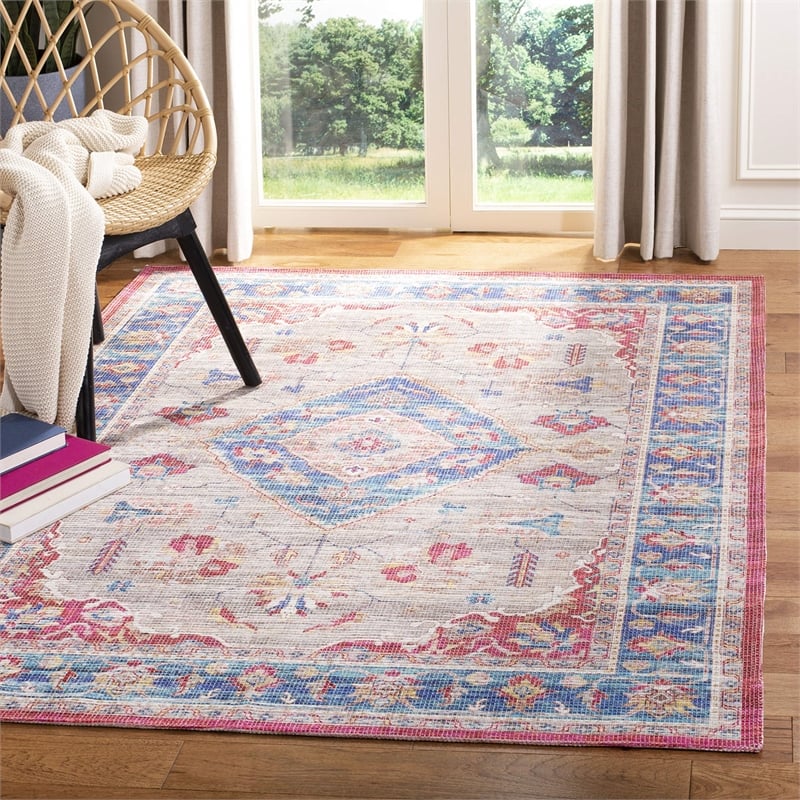 Safavieh Saffron 4' x 6' Rug in Rust and Ivory