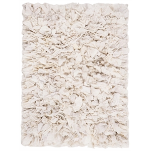 Safavieh Rio 8' x 10' Hand Loomed Shag Rug in Cream
