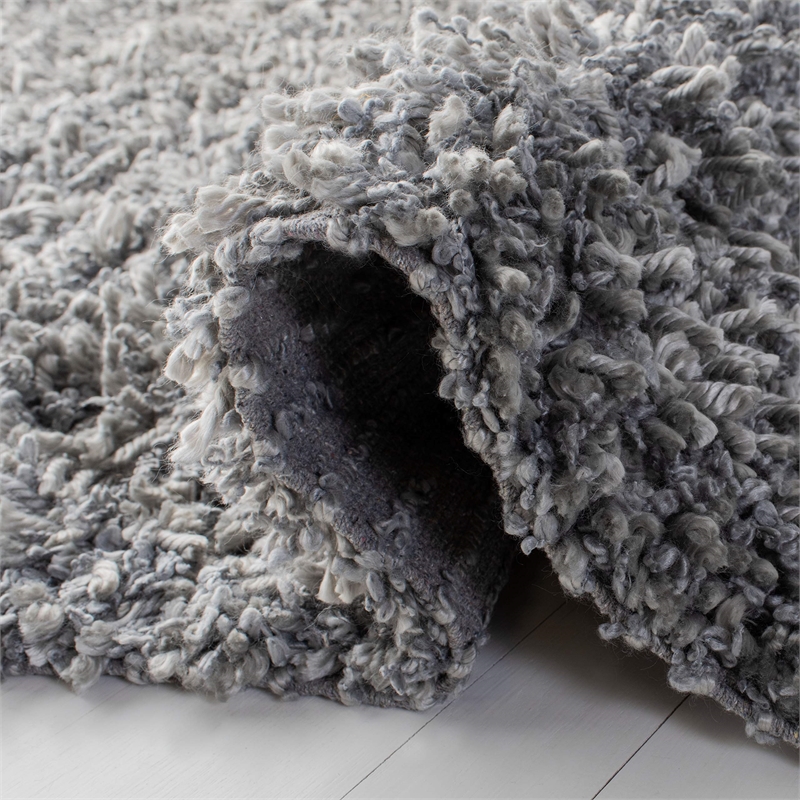 Safavieh 4' x 6' Hand Woven Sheep Shag Rug in Gray
