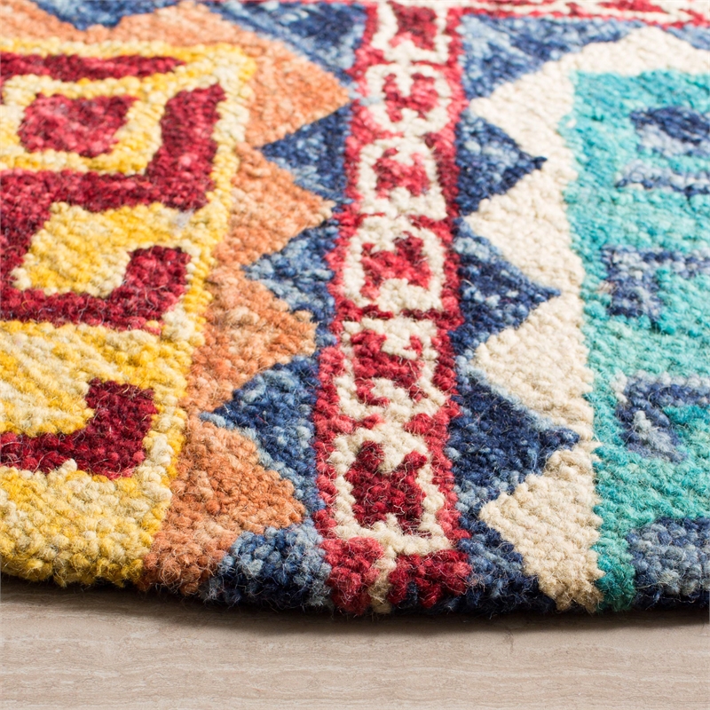 Safavieh Aspen 7' Round Hand Tufted Wool Rug in Blue
