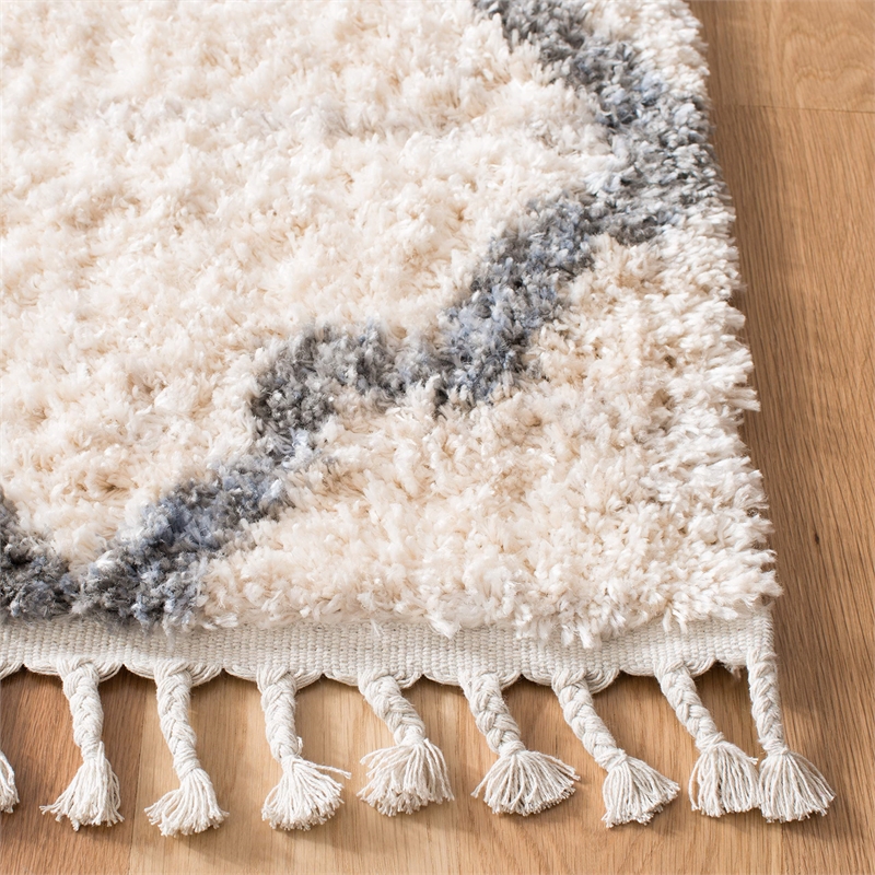 Safavieh Berber 8' x 10' Shag Rug in Cream and Gray