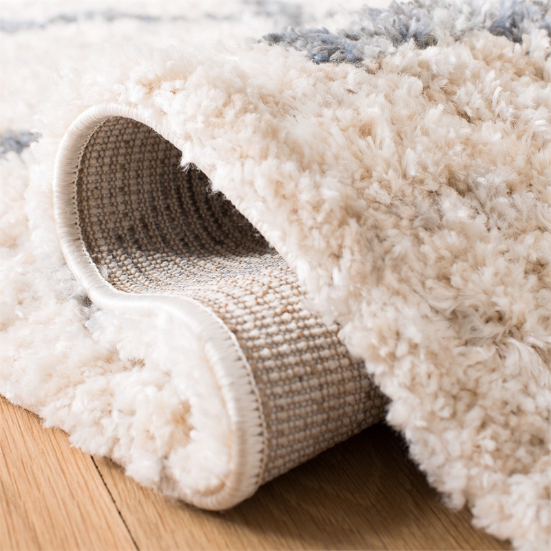 Safavieh Berber 9' x 12' Shag Rug in Cream and Gray
