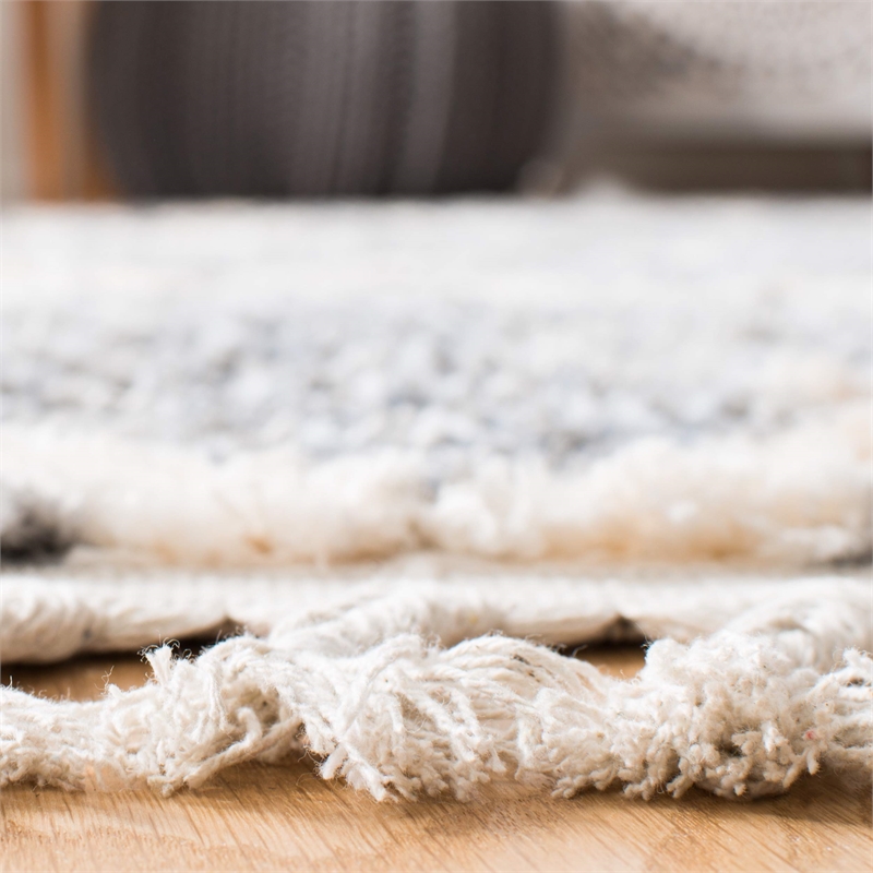 Safavieh Berber 8' x 10' Shag Rug in Gray and Cream