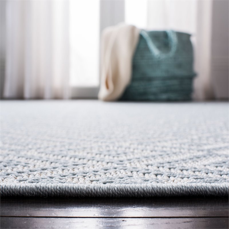 Safavieh Bermuda 9' x 12' Rug in Light Blue and Cream