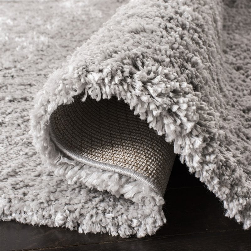 Safavieh Fontana 8' x 10' Shag Rug in Gray