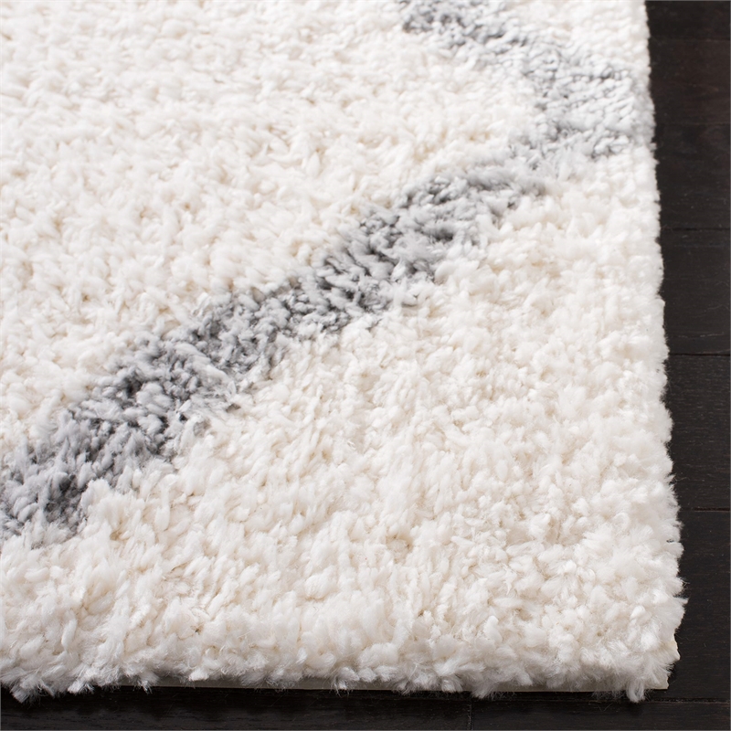 Safavieh Parma 8' x 10' Shag Rug in Cream and Gray