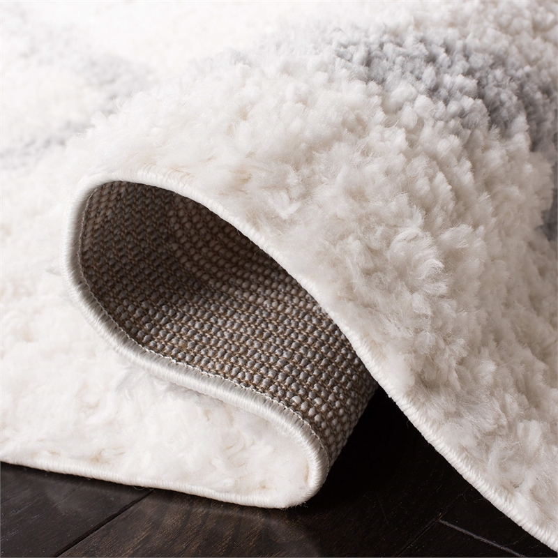 Safavieh Parma 8' x 10' Shag Rug in Cream and Gray