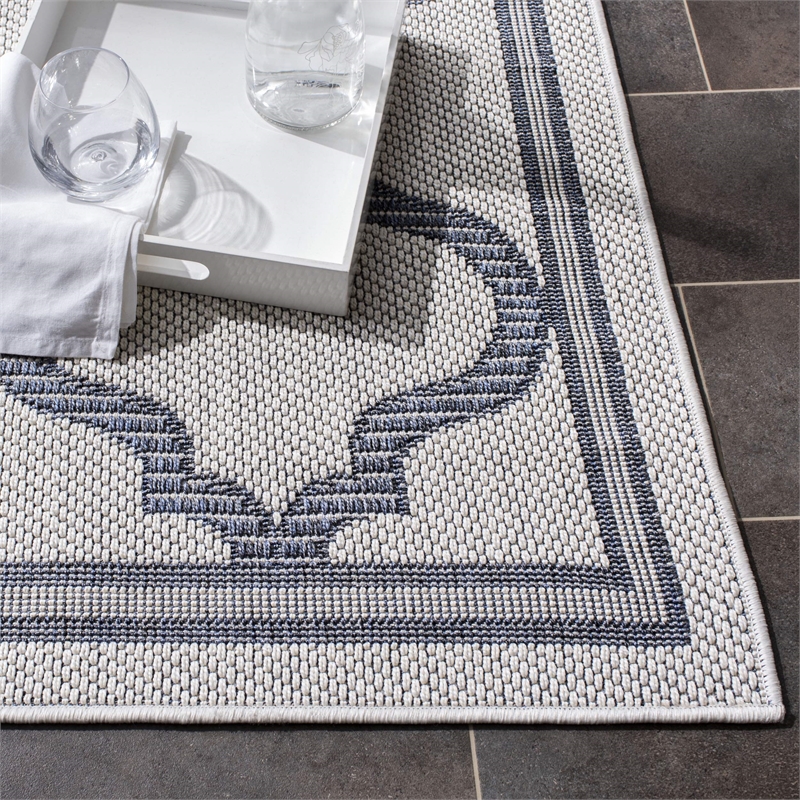 Safavieh Bermuda 9' x 12' Rug in Ivory and Charcoal