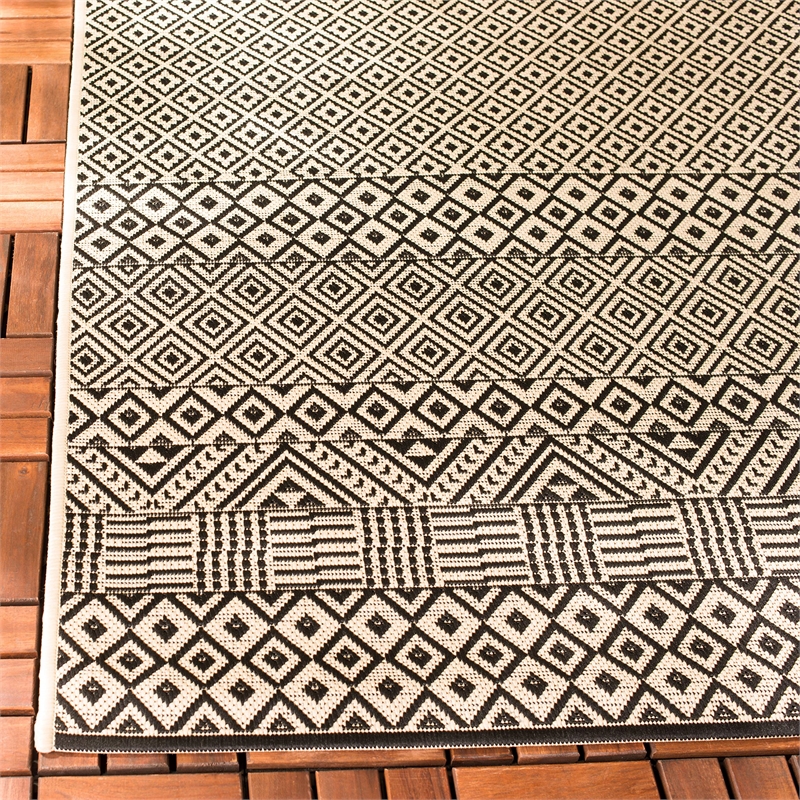 Safavieh Courtyard 9' x 12' Rug in Beige and Black