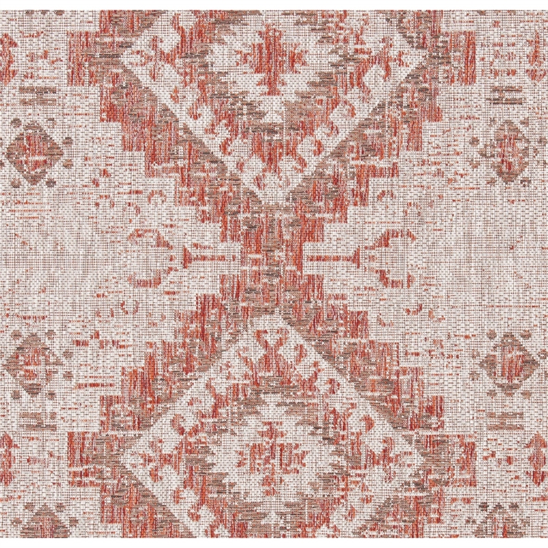 Safavieh Courtyard 5'3
