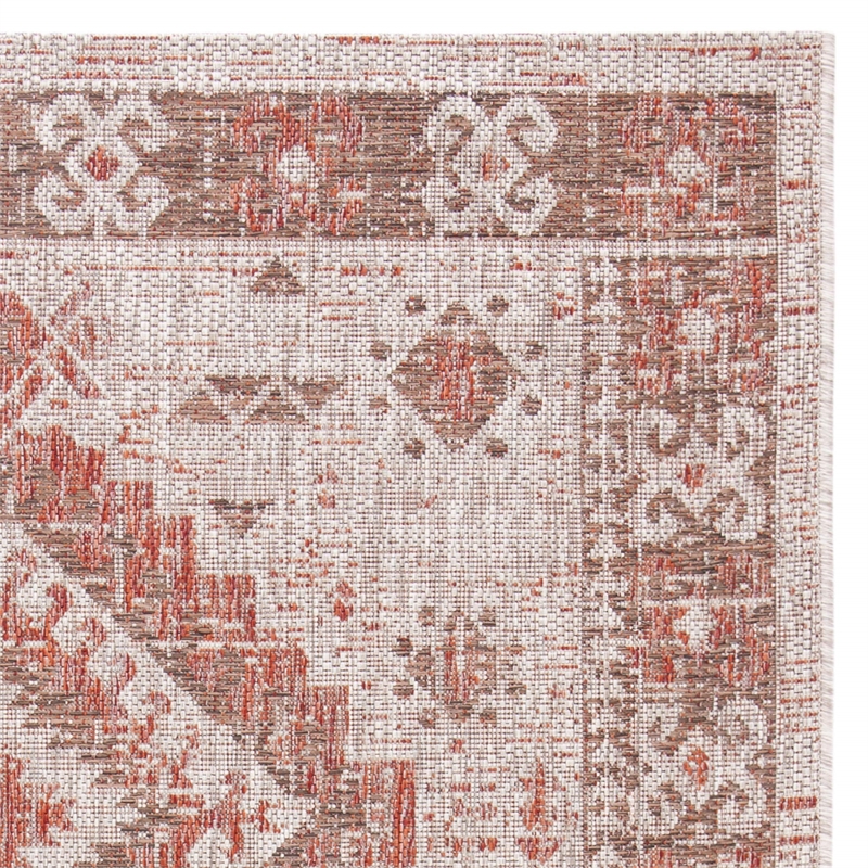 Safavieh Courtyard 5'3