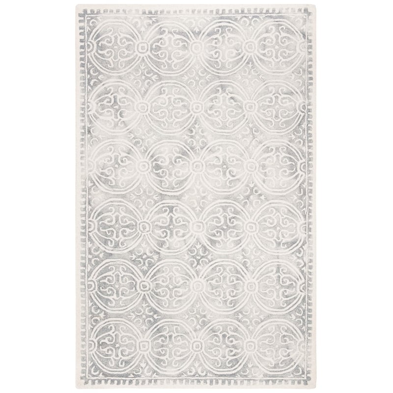 Safavieh Dip Dye 4' x 6' Hand Tufted Wool Rug in Silver and Ivory