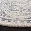 Safavieh Dip Dye 7' Round Hand Tufted Wool Rug in Silver and Ivory