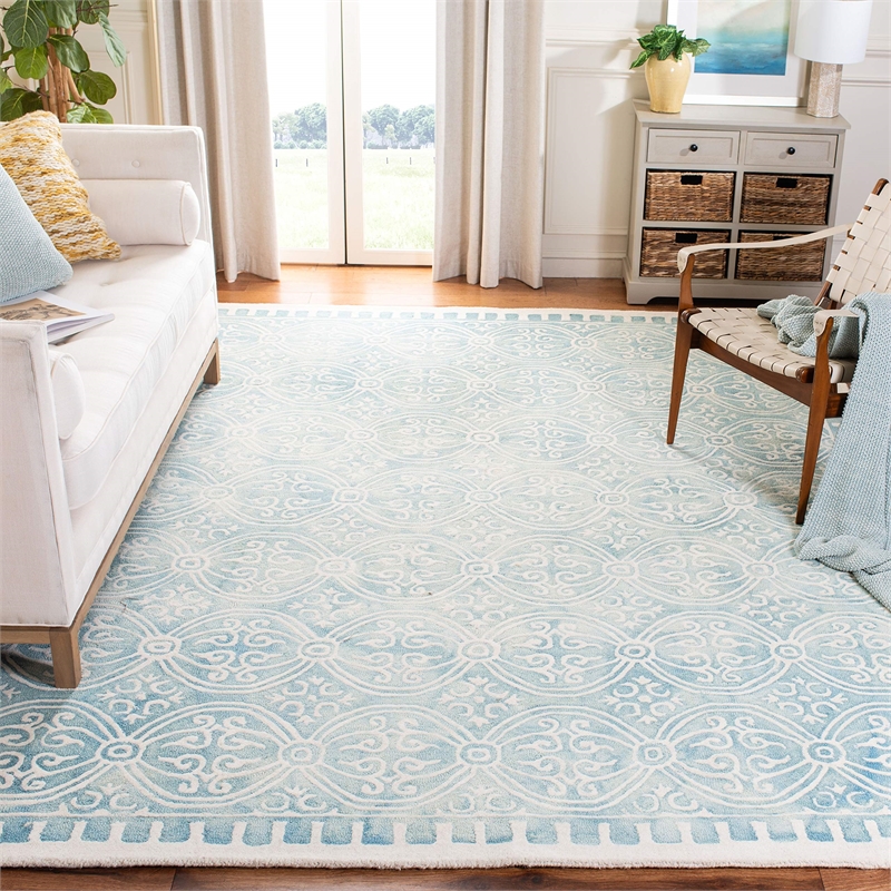 Safavieh Dip Dye 3' x 5' Hand Tufted Wool Rug in Green and Ivory