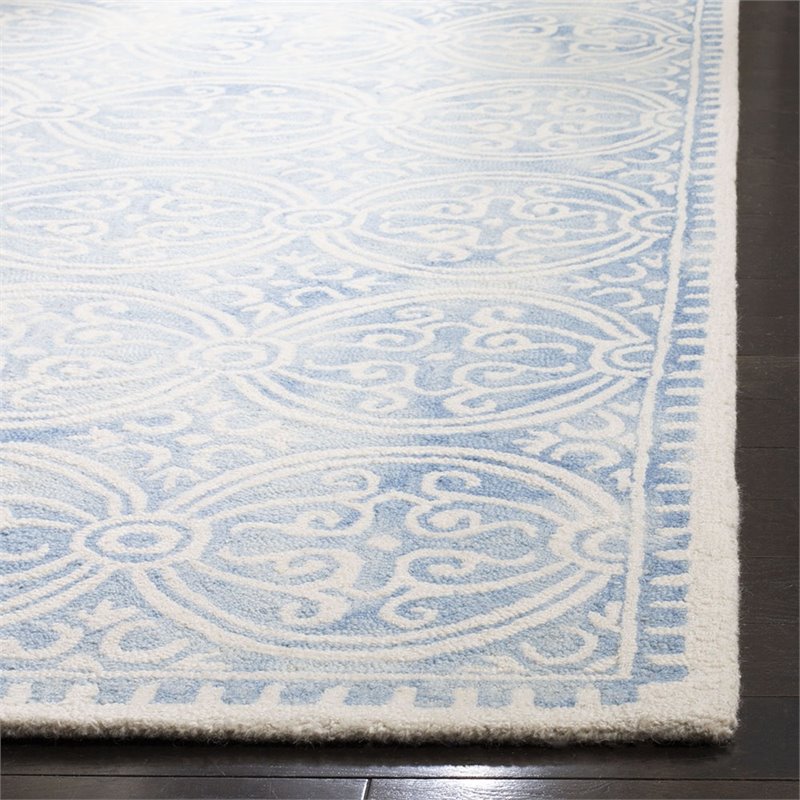 Safavieh Dip Dye 4' x 6' Hand Tufted Wool Rug in Blue and Ivory