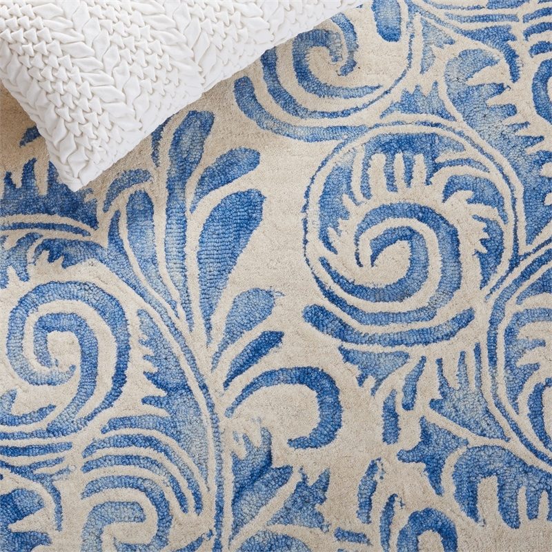 Safavieh Dip Dye 7' Square Hand Tufted Wool Rug in Blue and Ivory