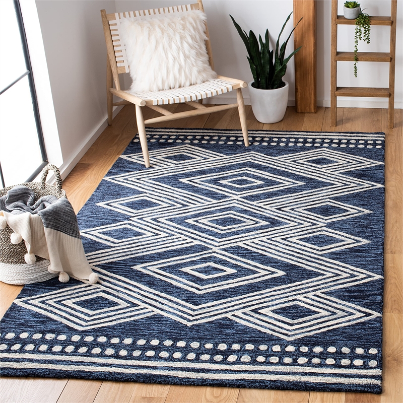 Safavieh Micro-Loop 4' x 6' Hand Tufted Wool Rug in Navy and Ivory