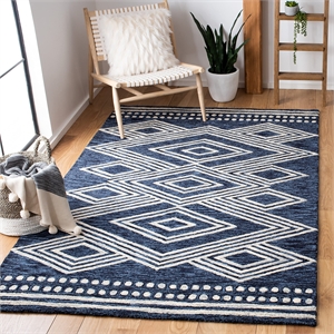 Safavieh Micro-Loop 4' x 6' Hand Tufted Wool Rug in Navy and Ivory