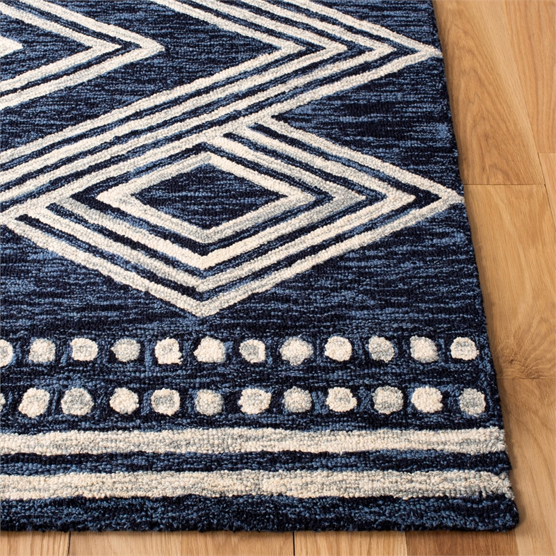 Safavieh Micro-Loop 5' Square Hand Tufted Wool Rug in Navy and Ivory