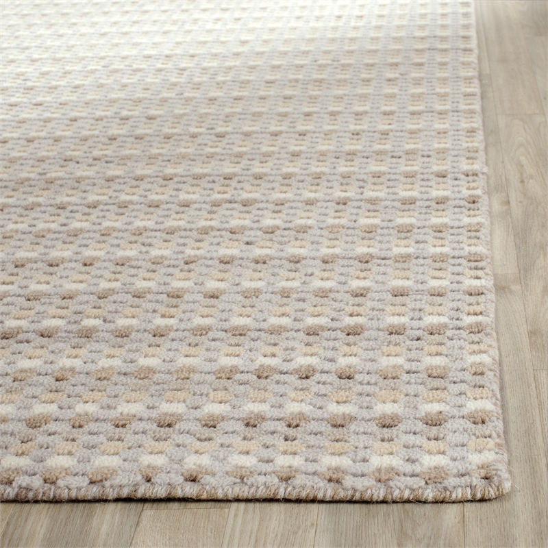 Safavieh Himalaya 6' X 9' Hand Loomed Wool Rug in Beige
