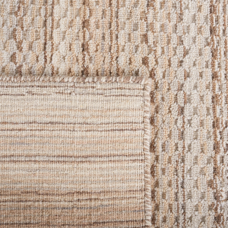 Safavieh Himalaya 6' X 9' Hand Loomed Wool Rug in Beige