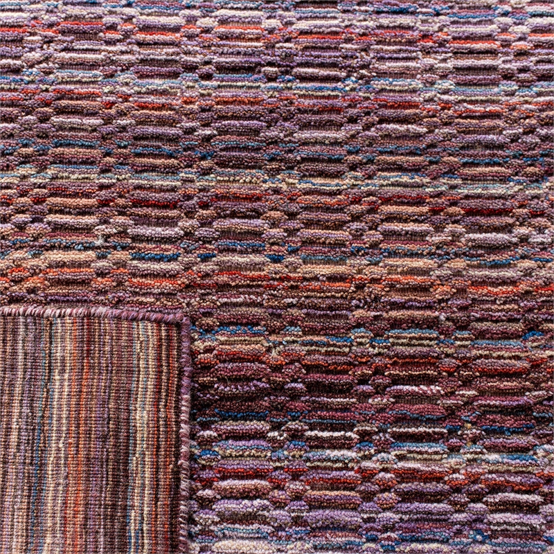 Safavieh Himalaya 5' x 8' Hand Loomed Wool Rug in Purple